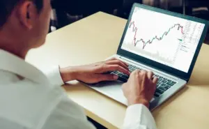 come investire 100 euro al mese