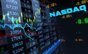 Come vengono ponderati i componenti del Nasdaq 100