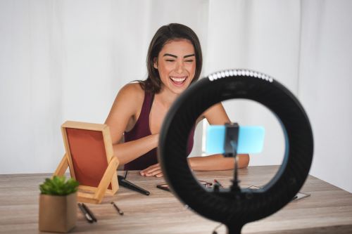 influencer-marketing affiliate marketer