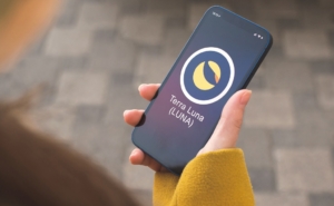riattivazione Terra (LUNA) su eToro