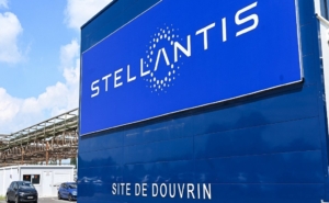 Comprare azioni Stellantis conviene
