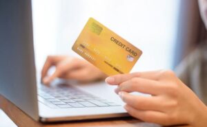 come attivare carta di credito all'estero