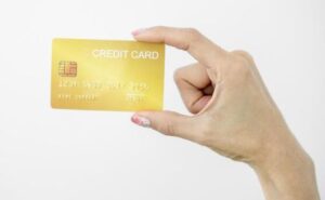 Carta di credito gold: quanti soldi servono