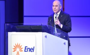 Azioni Enel vendere o tenere: aspetti a favore del mantenimento