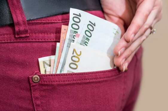 Guadagnare 400 euro subito