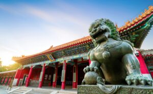 Borsa di Hong Kong in calo cosa sta succedendo in Cina