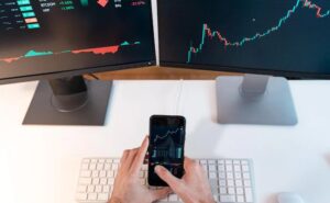 Comprare o vendere aioni Enel