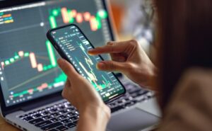 Come investire in azioni da dividendo o ETF
