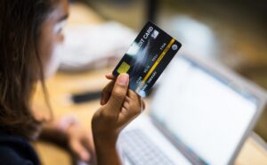 come bloccare carta di credito smarrita