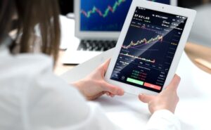 Crollo Binance cause e conseguenze