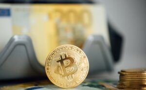 Pro e contro banche che accettano Bitcoin