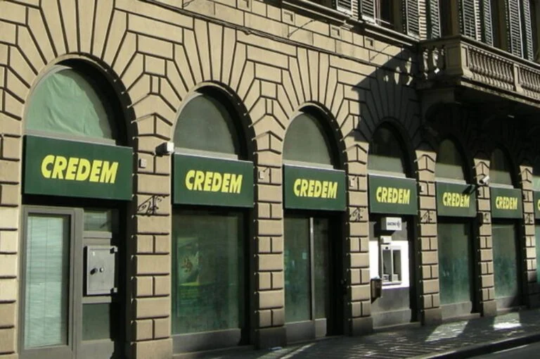 sportelli bancari chiusi