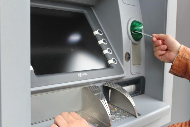 bancomat atm