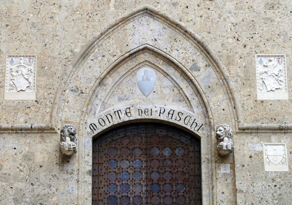arco palazzo salimbeni monte paschi siena