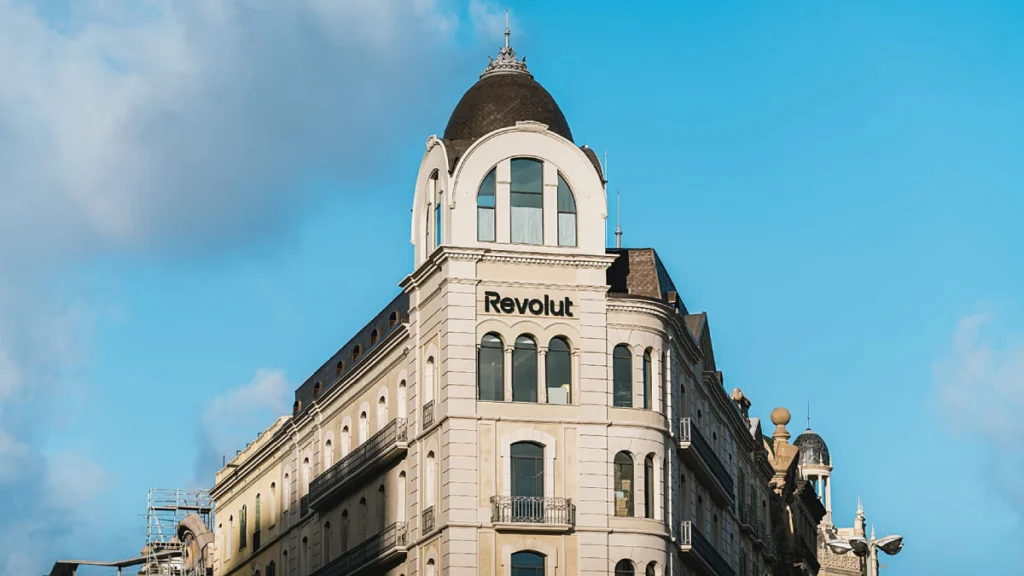 revolut store barcelona