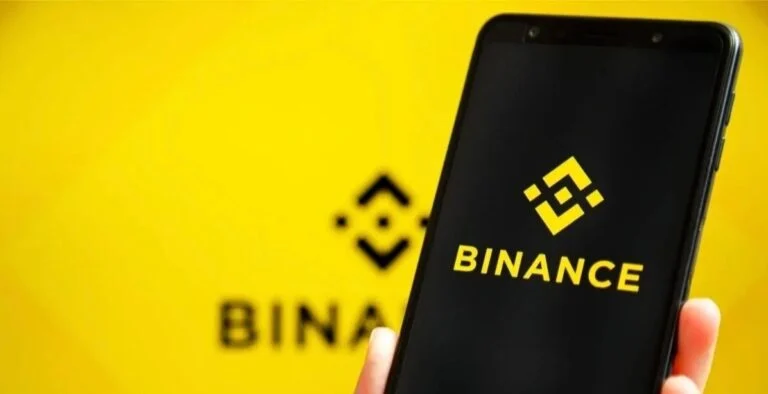 binance italia chiude